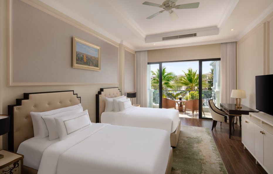 Villa 3 phòng ngủ có hồ bơi riêng – hướng hồ | Ăn 03 bữa
