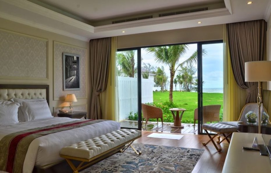 Villa 4 phòng ngủ – Ăn sáng + Vinpearl Land & Safari
