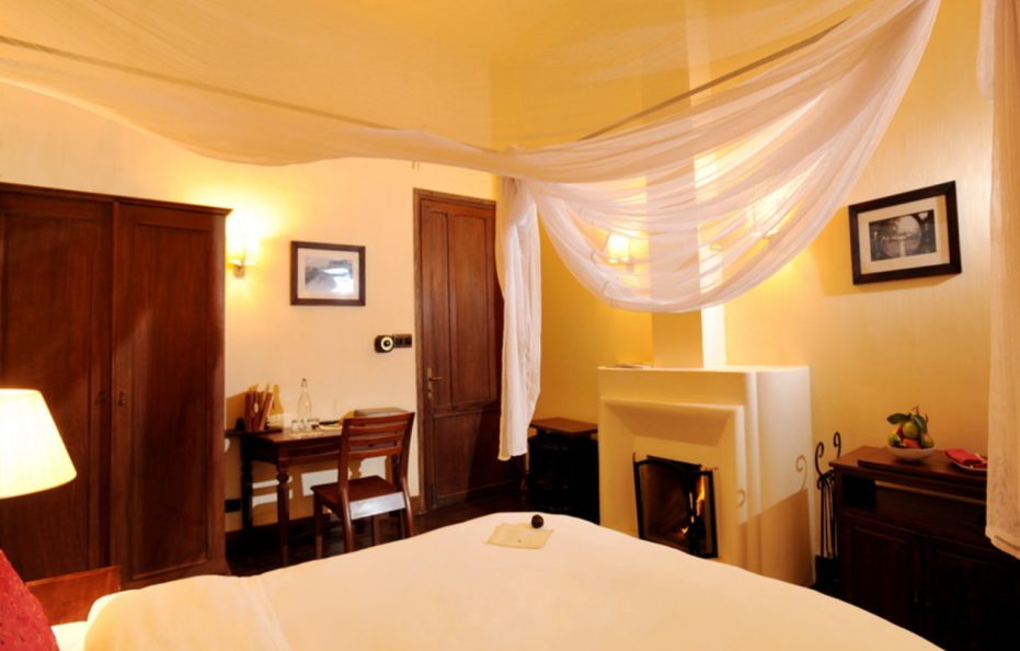 Villa Room