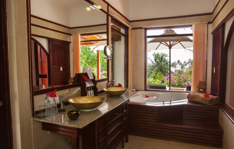 Ocean view villa/ Deluxe Bungalow