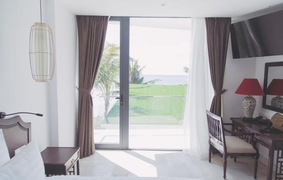 Deluxe Hướng Vườn