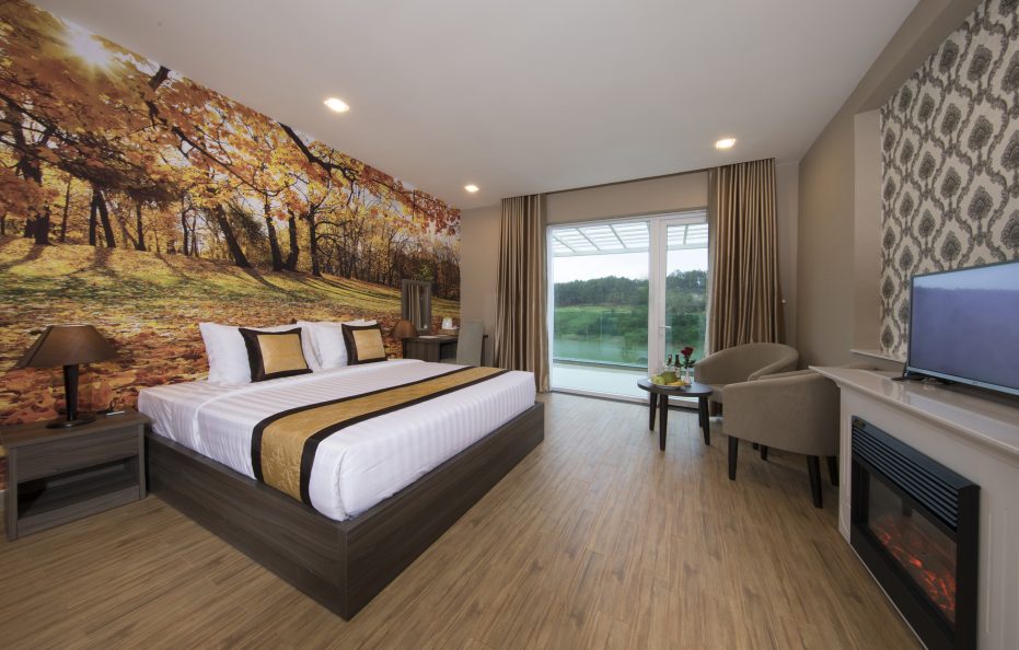 Premier Deluxe (hướng hồ)