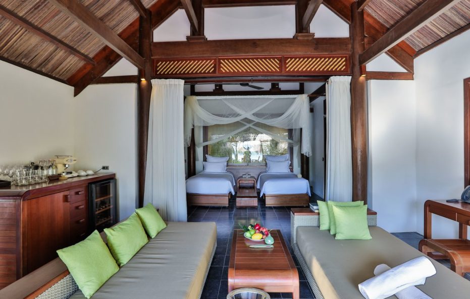 Biệt thự hướng biển 02 phòng ngủ hồ bơi riêng – “TWIN DELIGHT” | Trà Chiều + Miễn phí đưa đón sân bay
