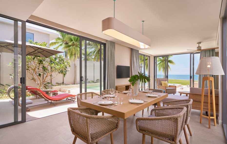 Biệt thự 1 phòng ngủ Hồ Bơi Riêng Trước Biển (1 Bedroom Oceanfront Pool Villa)