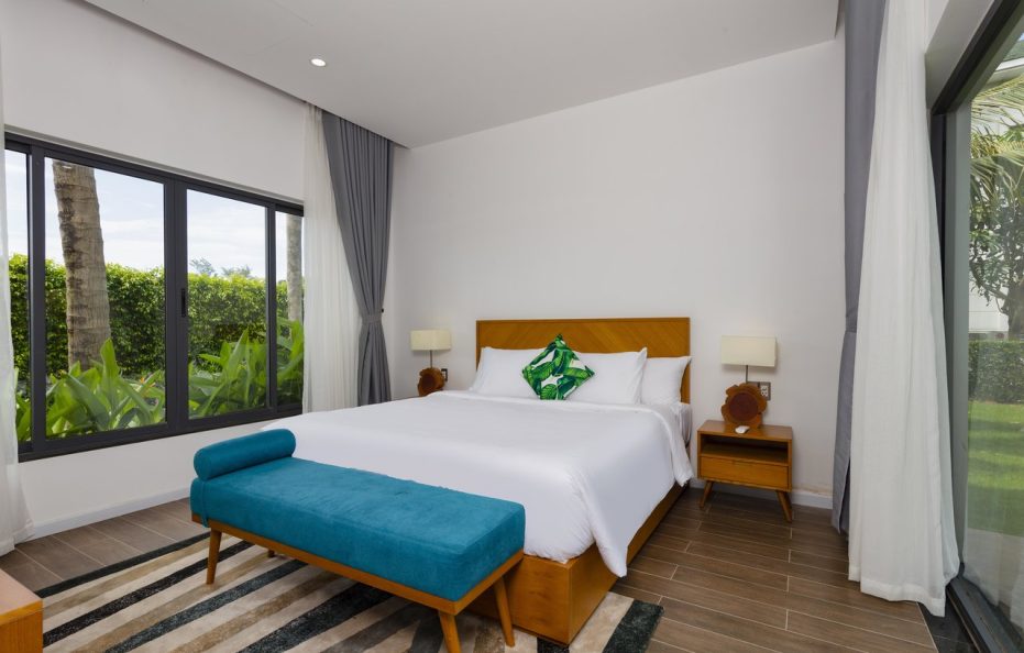 Biệt thự 03 phòng ngủ hướng vườn có hồ bơi riêng
